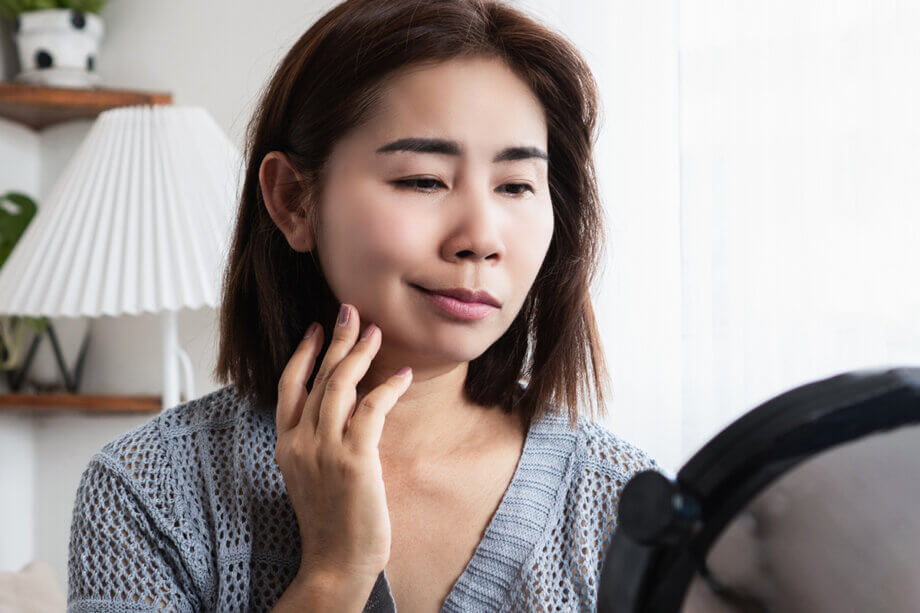 What Causes Jaw Bone Degeneration and How a Periodontist Can Help